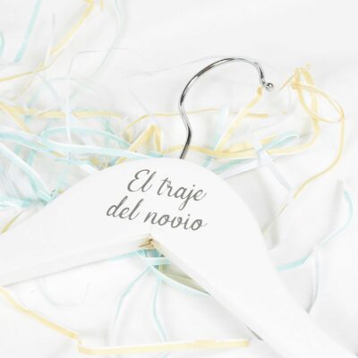 Percha Traje Novio modelo 1