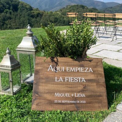 Cartel madera modelo 4