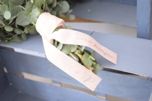 Cinta ramo de novia rosa palo plata