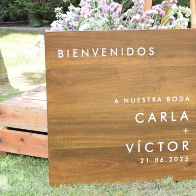 Cartel madera cuadrado